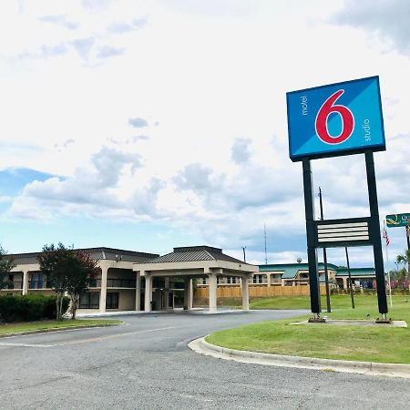 Studio 6 Dublin, Ga Ngoại thất bức ảnh