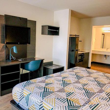 Studio 6 Dublin, Ga Ngoại thất bức ảnh