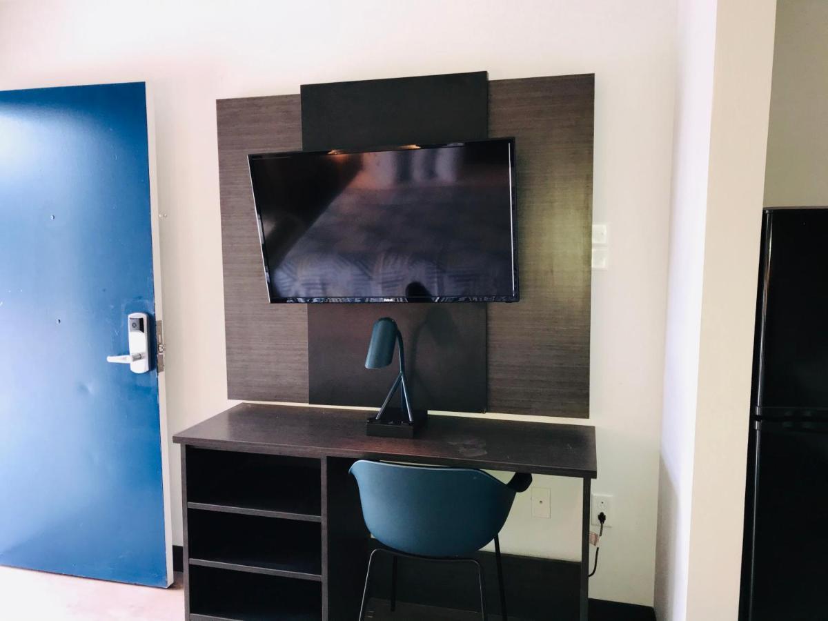 Studio 6 Dublin, Ga Ngoại thất bức ảnh