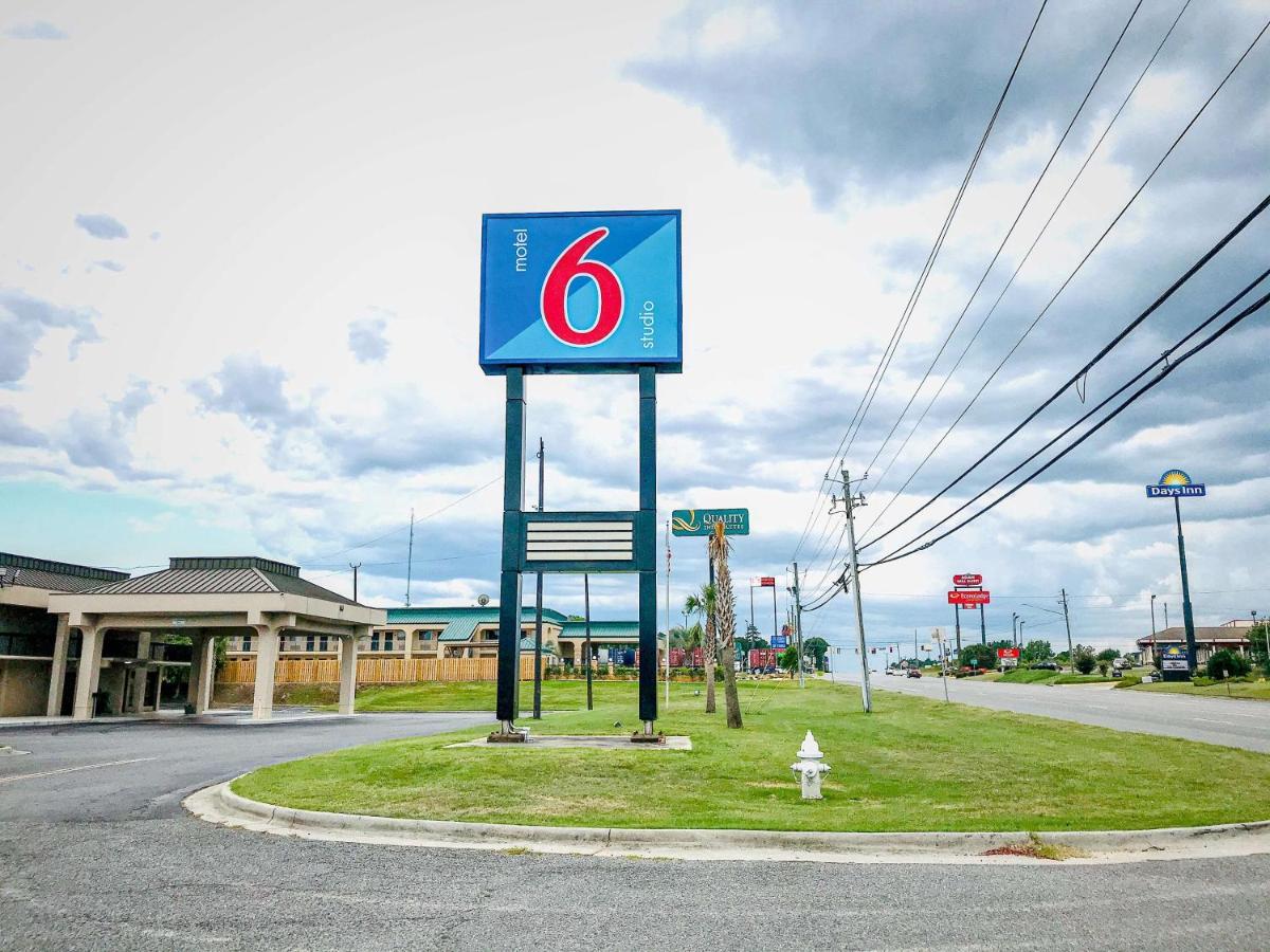 Studio 6 Dublin, Ga Ngoại thất bức ảnh