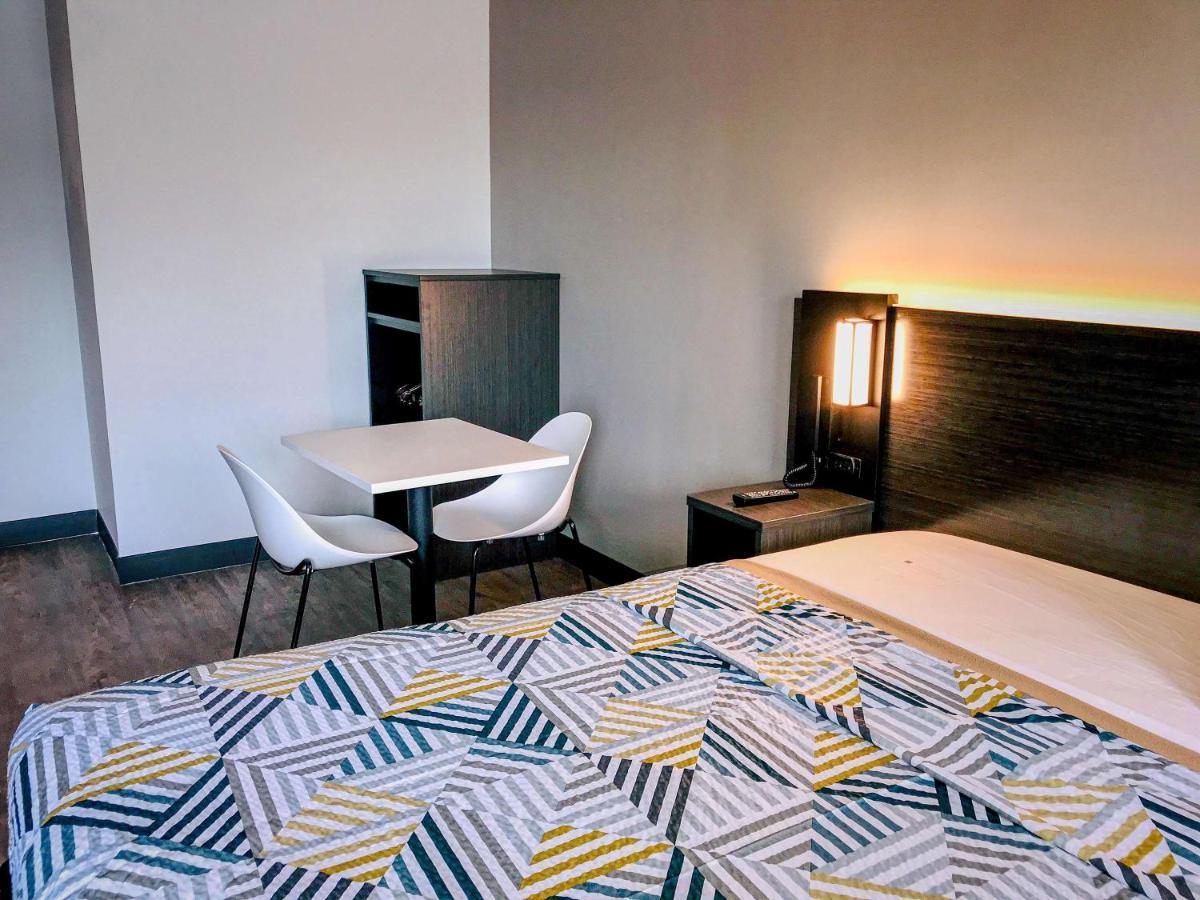 Studio 6 Dublin, Ga Ngoại thất bức ảnh