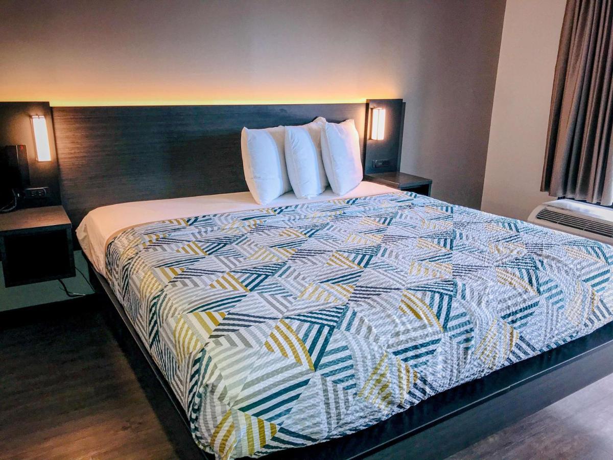 Studio 6 Dublin, Ga Ngoại thất bức ảnh